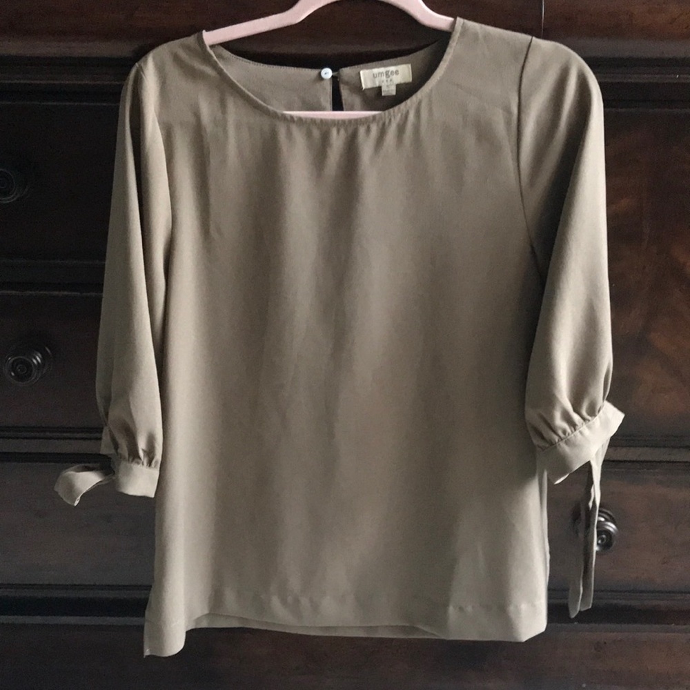 3/4 sleeve business casual top
